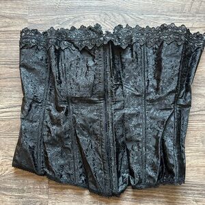 Frederick’s of Hollywood Jacquard Bridal Elegant Black Lace Corset 2X 42